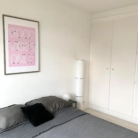 Nice Flat Near Paris Mcp *